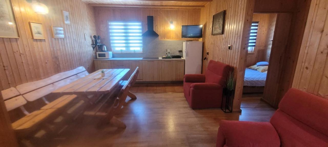 Stanica Pod Zadzierna Domki Caloroczne ลูบาฟกา ภายนอก รูปภาพ