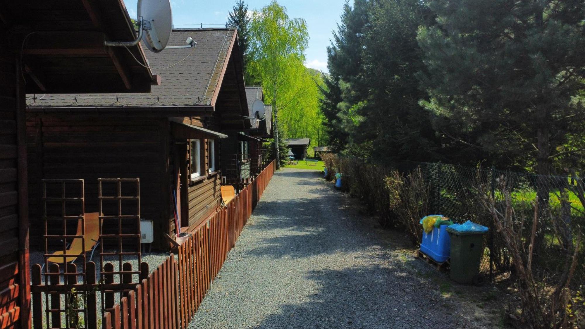 Stanica Pod Zadzierna Domki Caloroczne ลูบาฟกา ภายนอก รูปภาพ